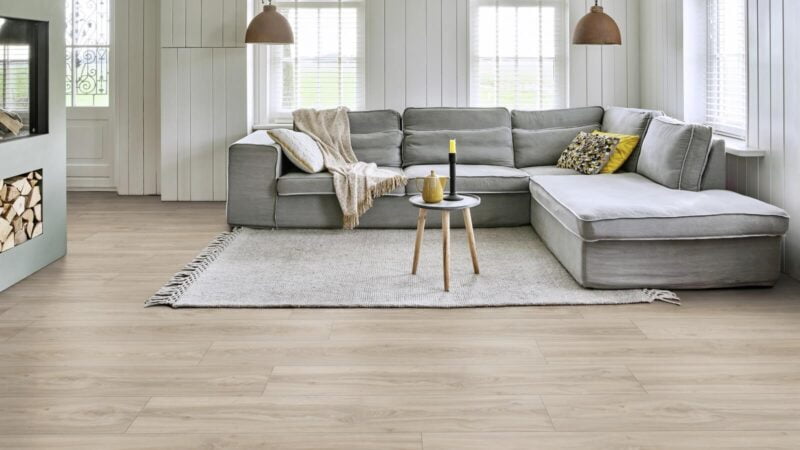 Blackjack Oak 22218LR woonkamer