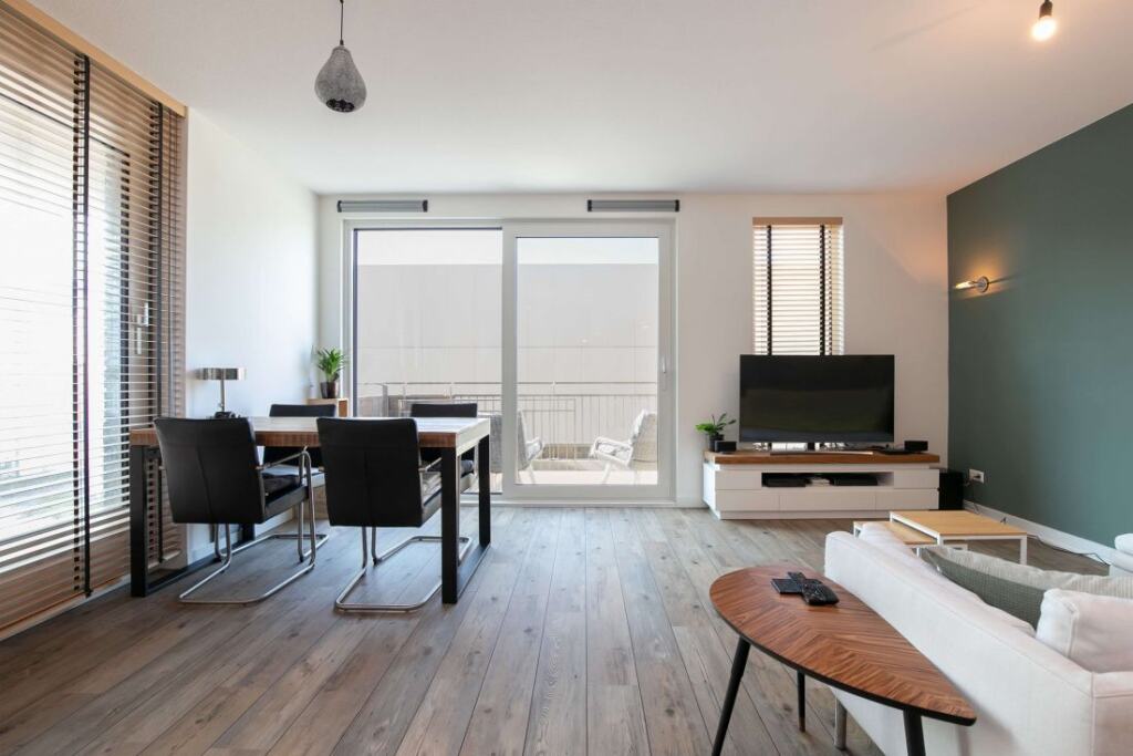 mflor authentic plank shade 81015 1617181226 n